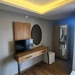 Mimoza Konyaalti 3*